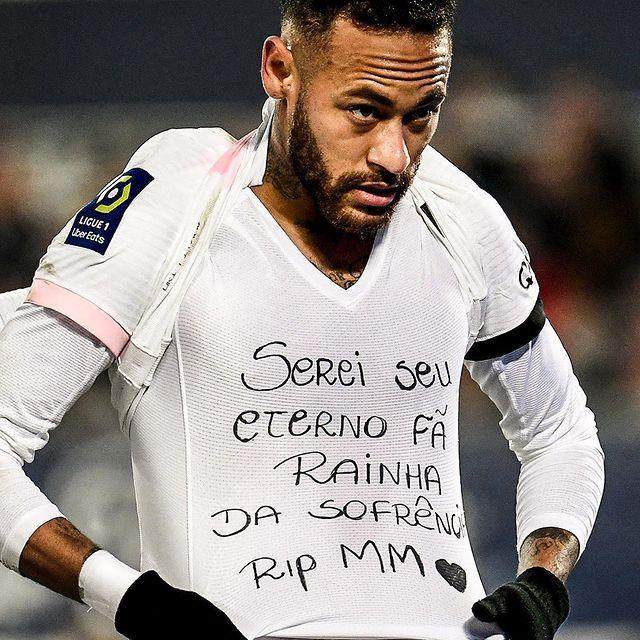 MK体育-内马尔2球致哀飞机失事女歌手 身后留下3百首歌曲