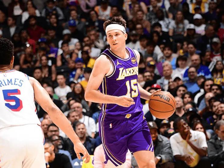 mk体育官网首页-湖人119-115击败76人 球员评价：3人满分，4人及格，3人低迷