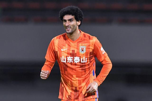 mk体育官网-【中超】段刘愚2球费莱尼破门 山东5比0青岛3分领跑